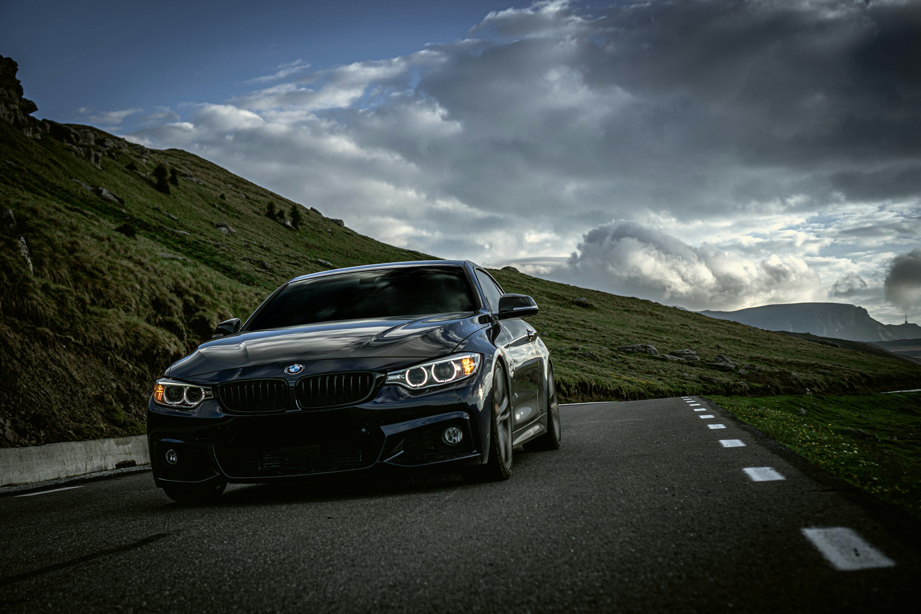 3000x2000 BMW Wallpaper: Free HD Download [4K]