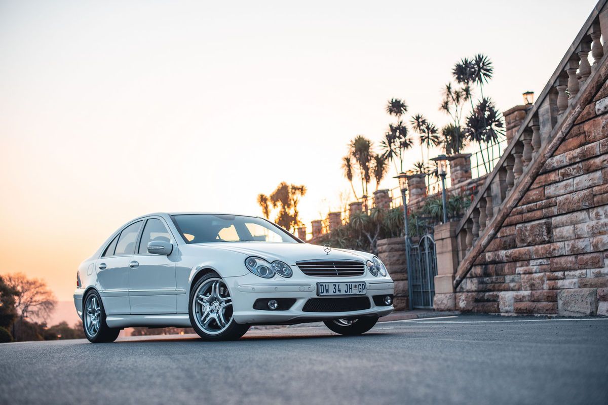1200x800 Modern Classic: Mercedes Benz C55 AMG