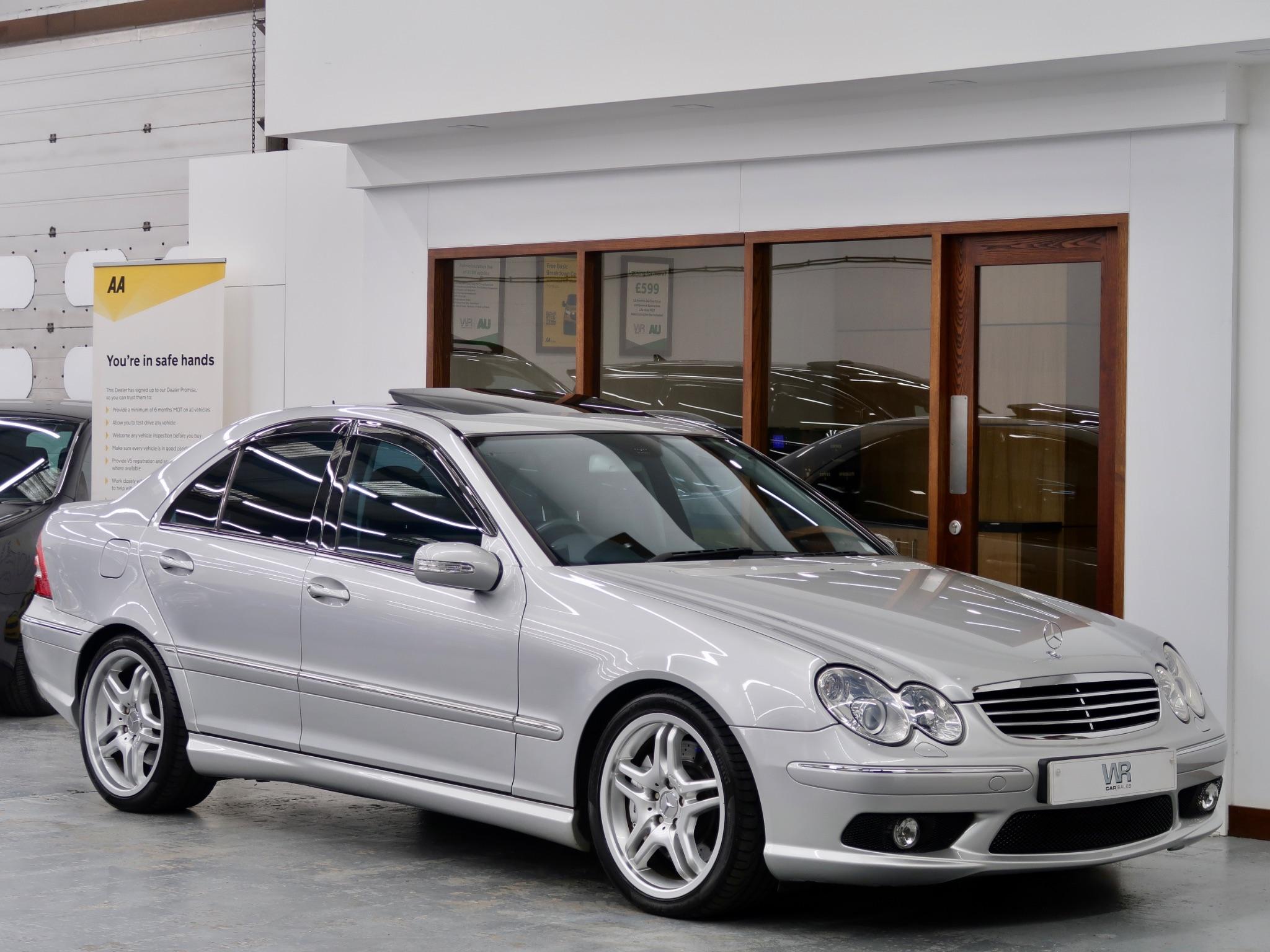 2048x1536 Mercedes Benz C Class 5.4 C55 Amg Saloon 4dr Petrol Automatic