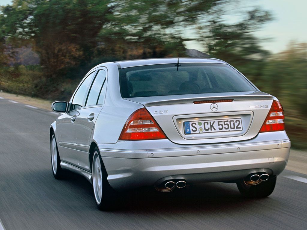 1024x768 Mercedes Benz C 55 AMG