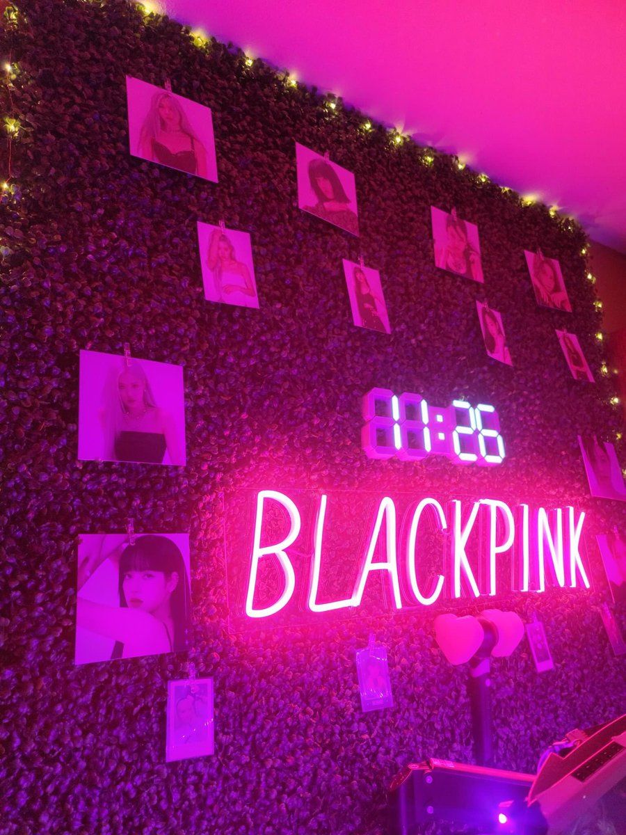 900x1200 look at this blackpink themed room