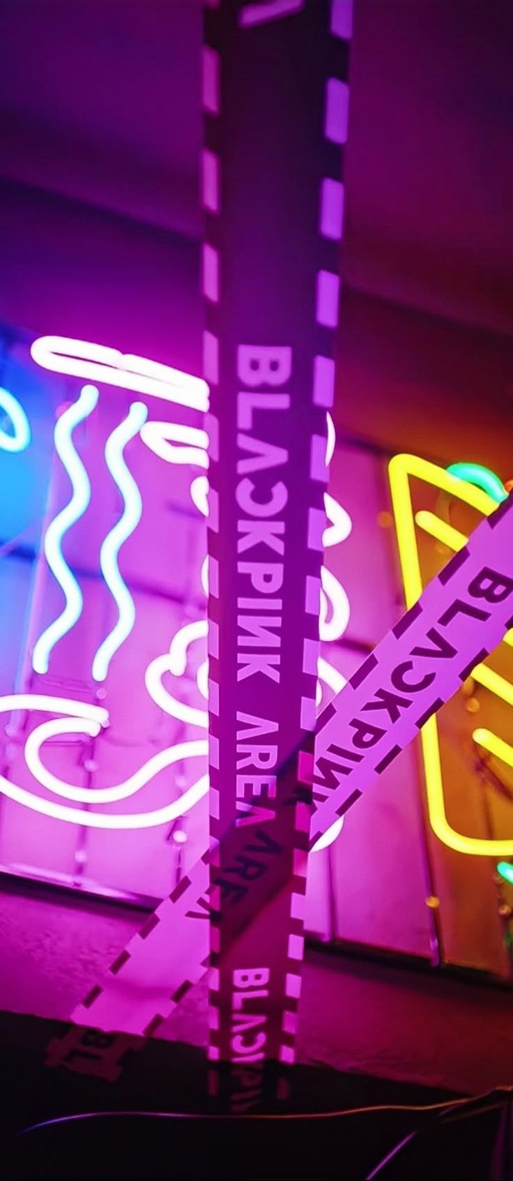 736x1693 BLACKPINK 'SHUTDOWN' WALLPAPER