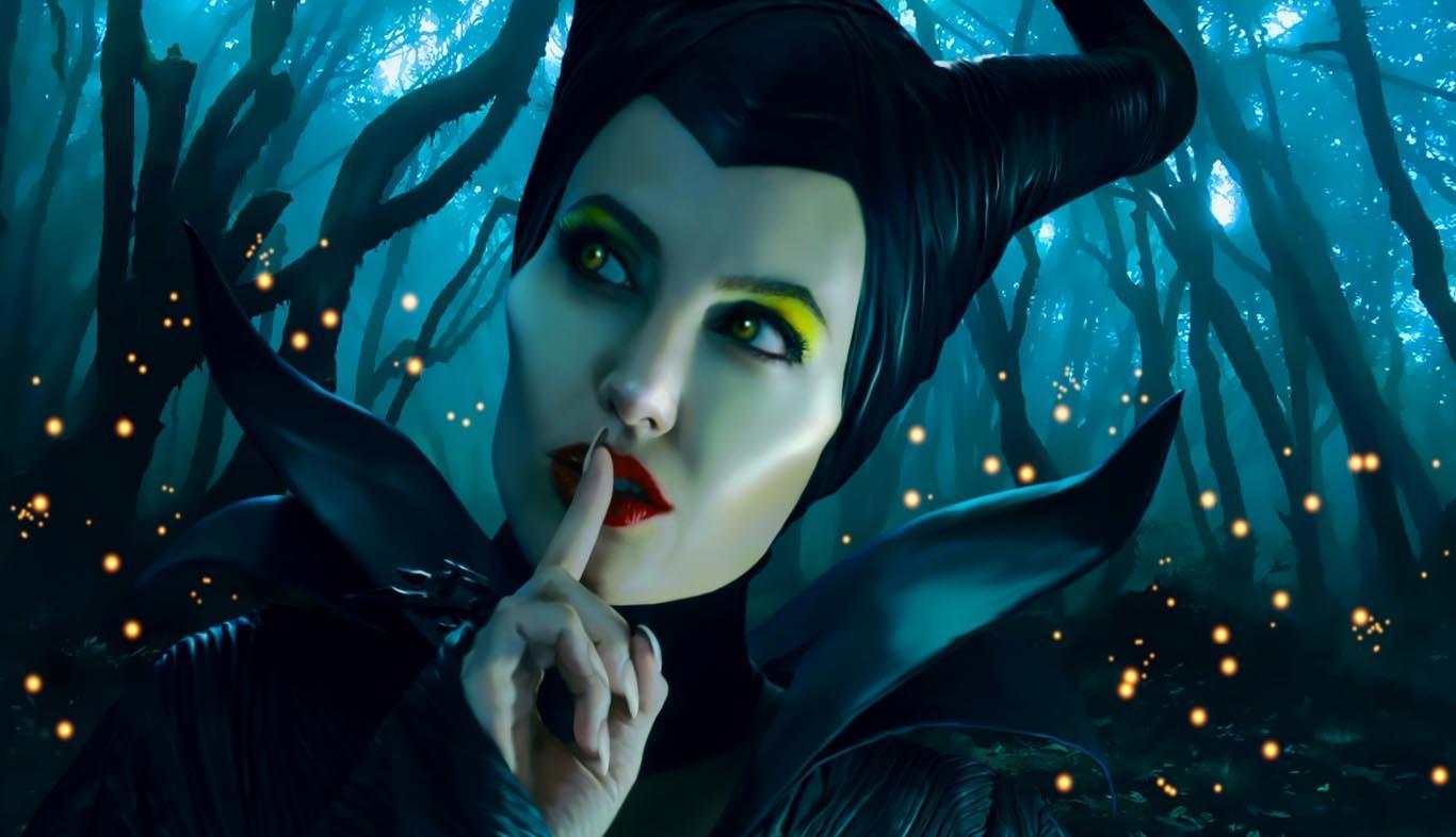 1366x786 Maleficent 2 Desktop Wallpaper