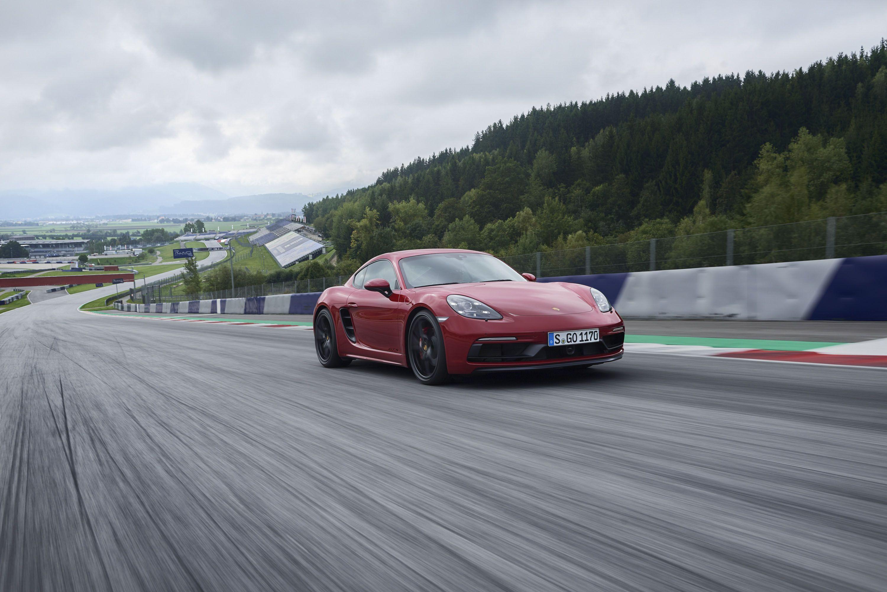 3000x2002 Wallpaper Of The Day: 2018 Porsche 718 Cayman GTS