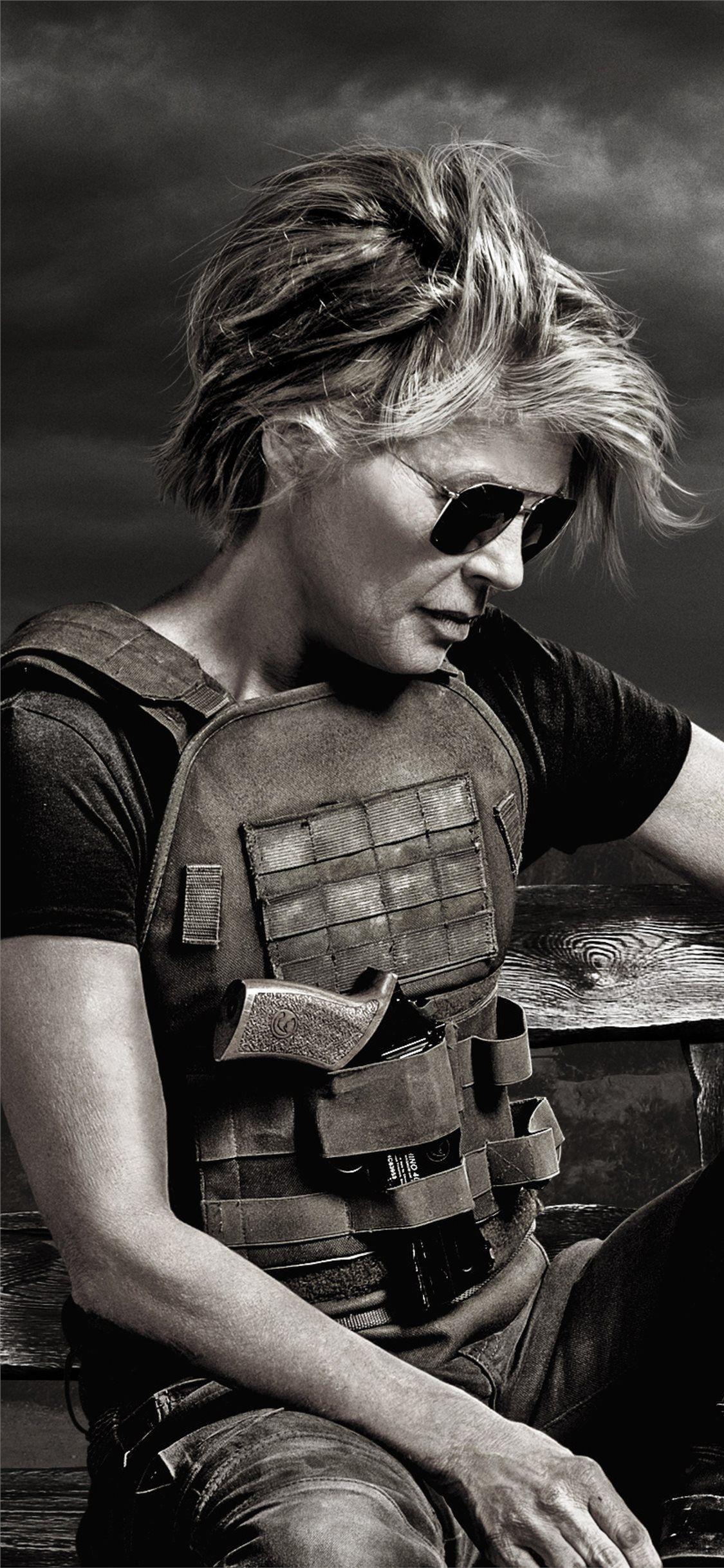 1125x2436 linda hamilton in terminator dark fate iPhone X Wallpaper Free Download