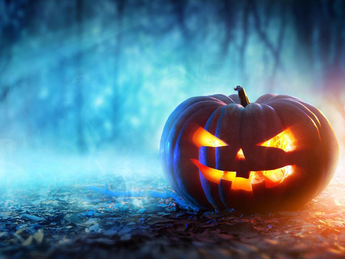 1200x900 Photos: Trick or treat: The 13 best Zoom background for Halloween