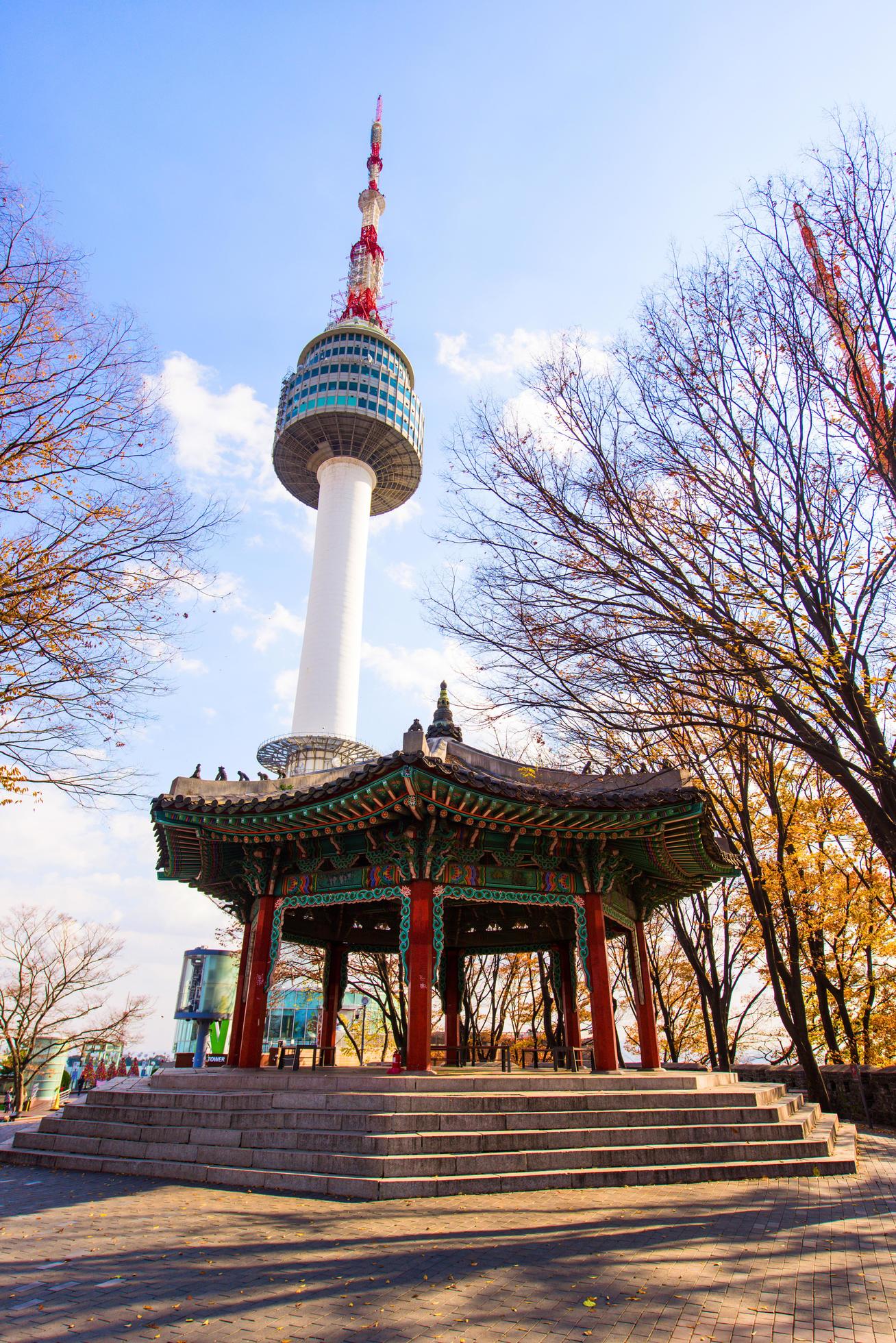 1308x1960 SEOUL, SOUTH KOREA 2017 Seoul Tower On Namsan Mountain, Seoul, South Korea