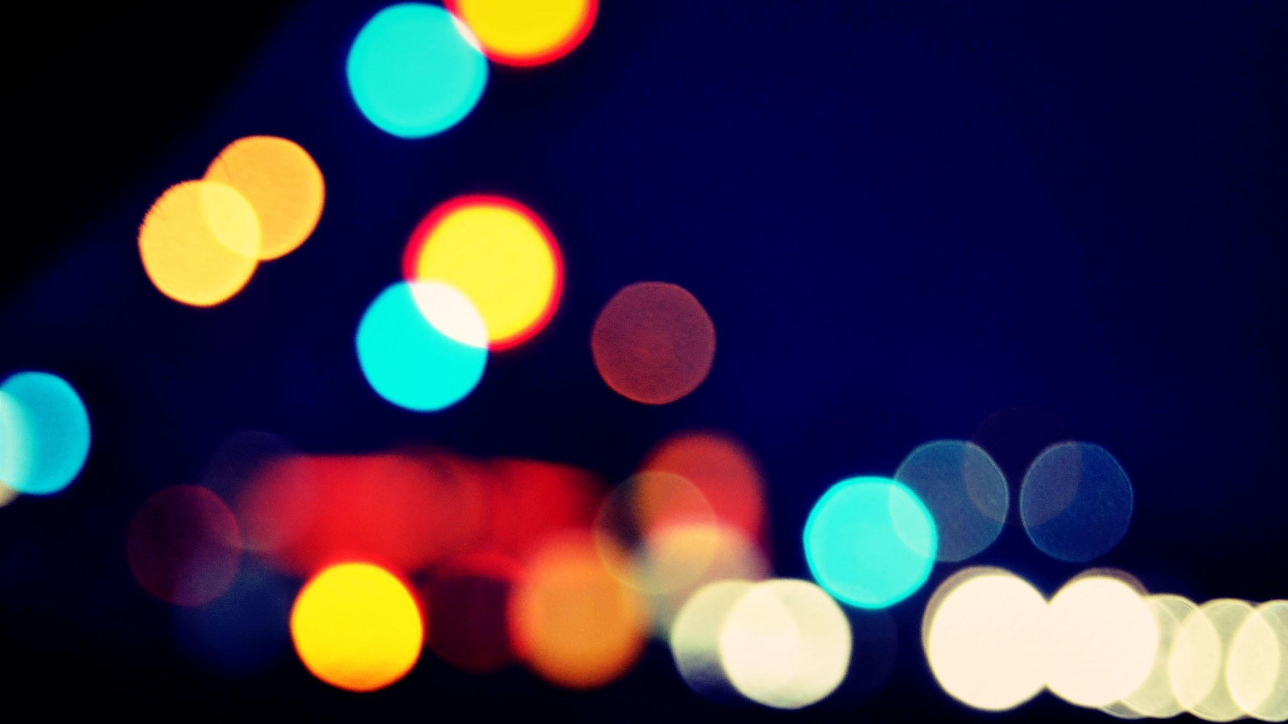 2560x1440 Blurred Vision MacBook Air Wallpaper Download
