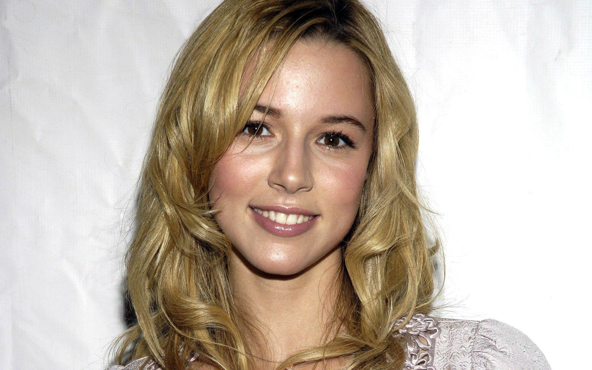 Alona Tal Wallpapers - Top Free Alona Tal Backgrounds - WallpaperAccess