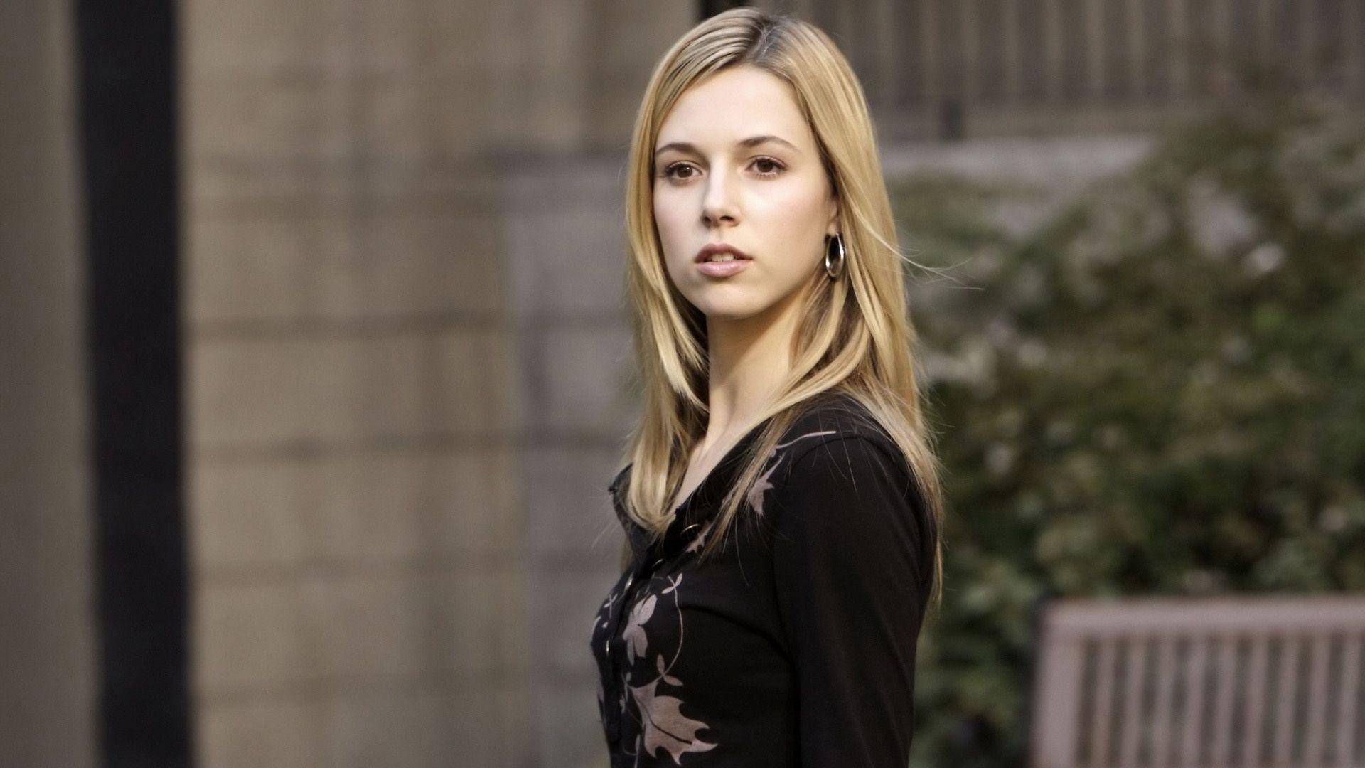 1920x1080 Alona Tal Pics