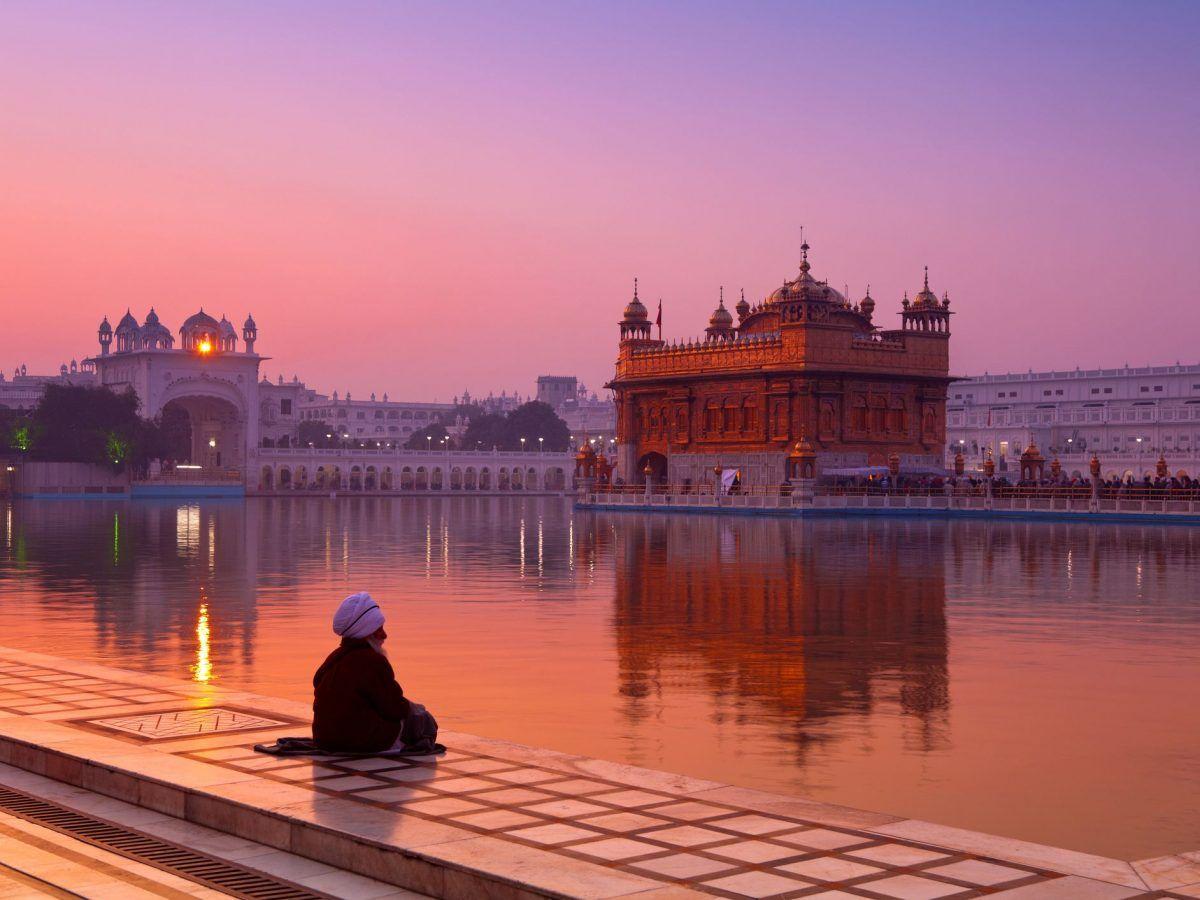 1200x900 TouristSecrets. Golden Temple In Amritsar You Need To Know
