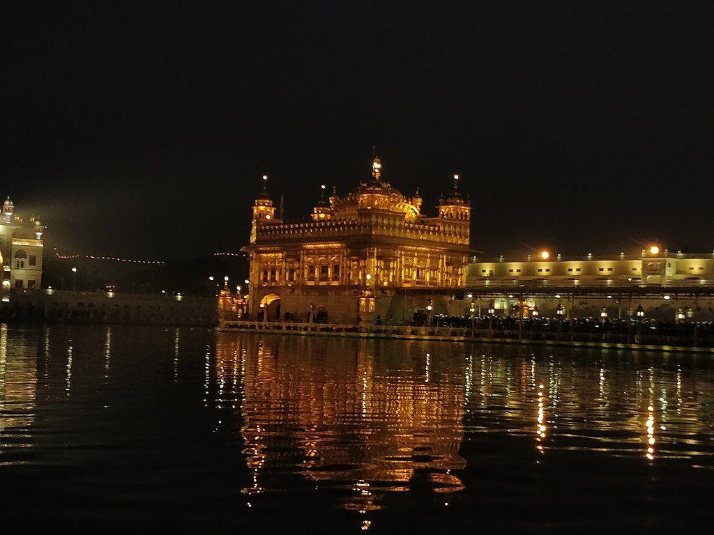 Golden Temple Night Wallpapers - Top Free Golden Temple Night
