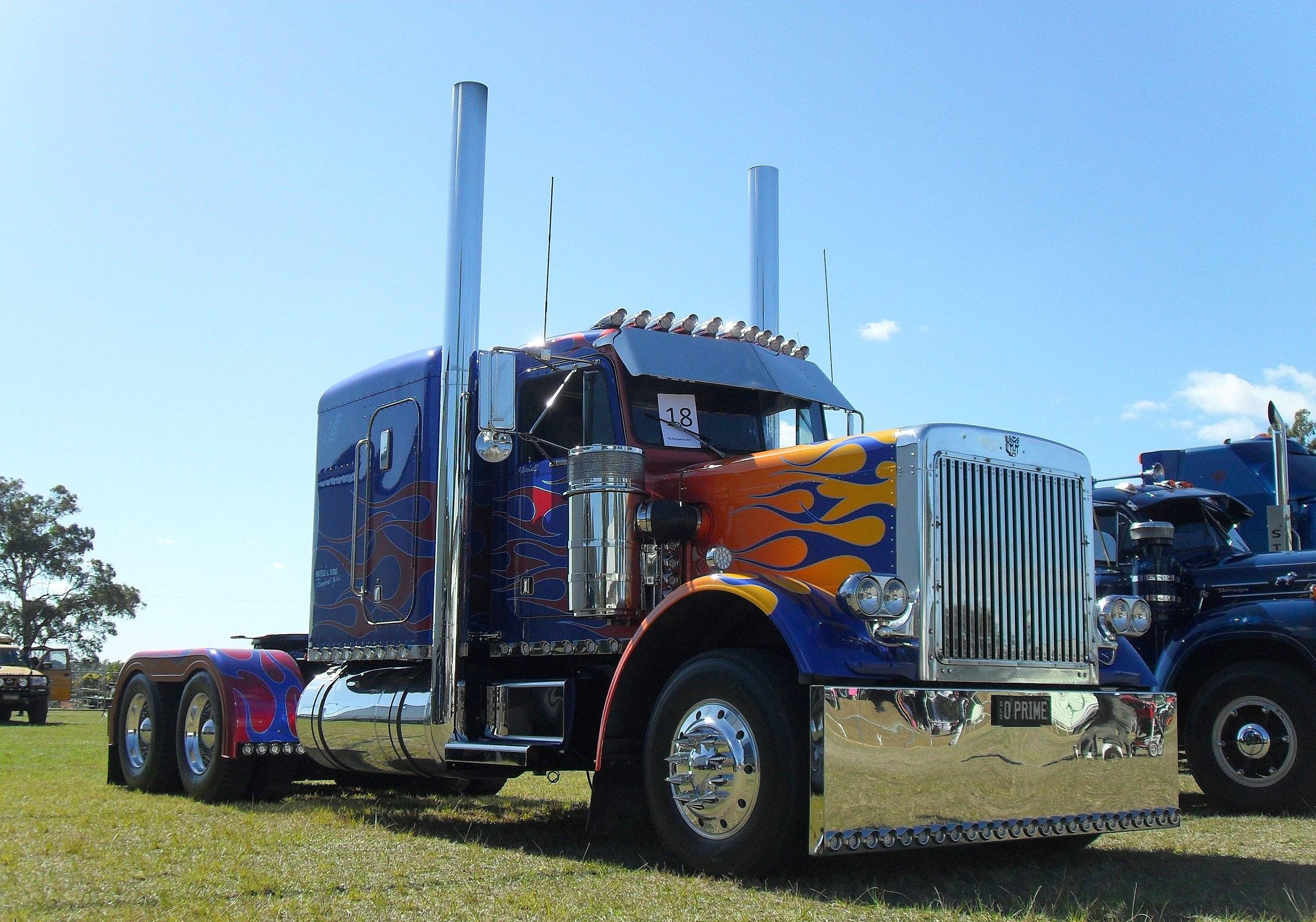 2626x1839 Optimus Prime Truck Wallpaper