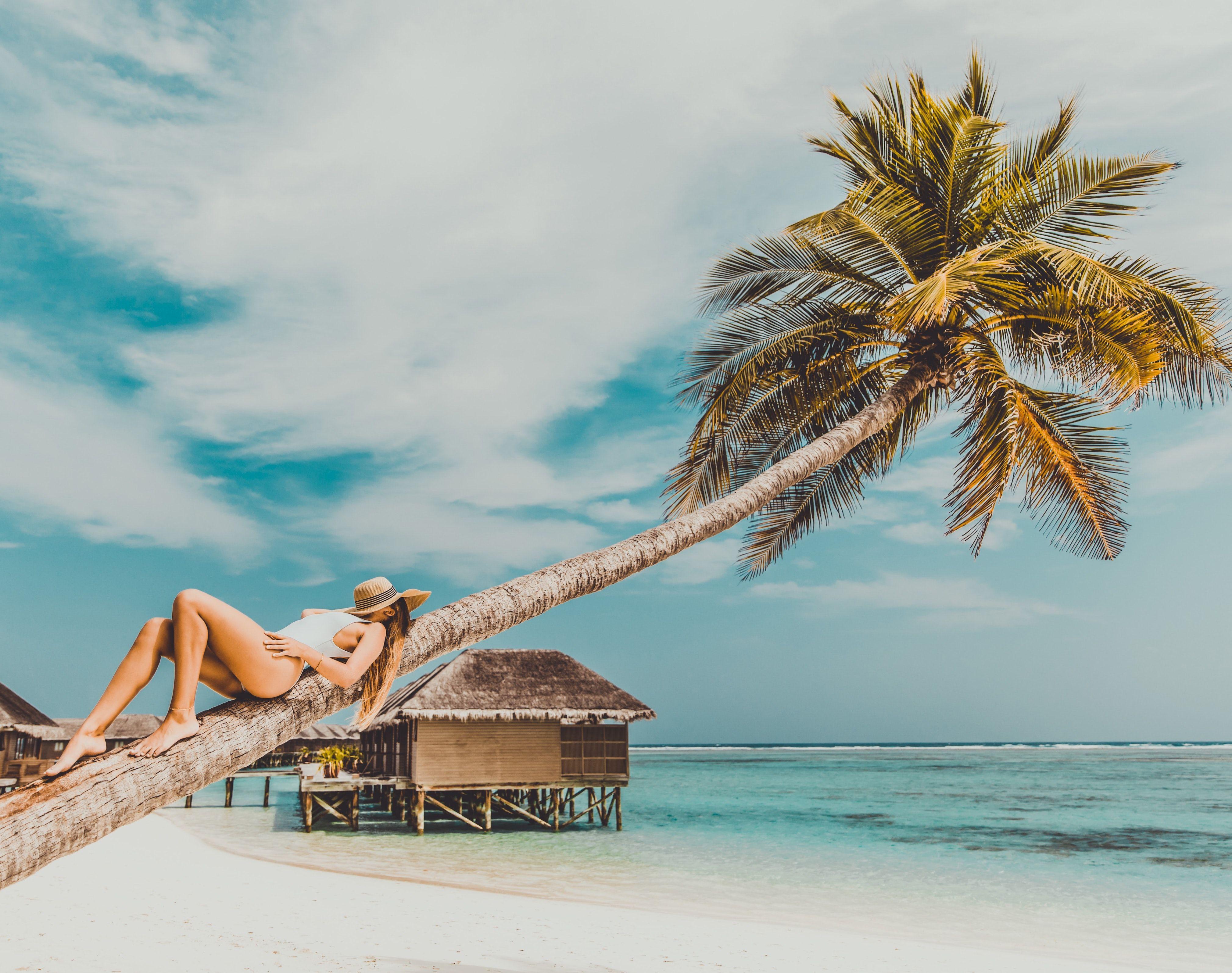 Hot Summer Wallpapers Top Free Hot Summer Backgrounds Wallpaperaccess