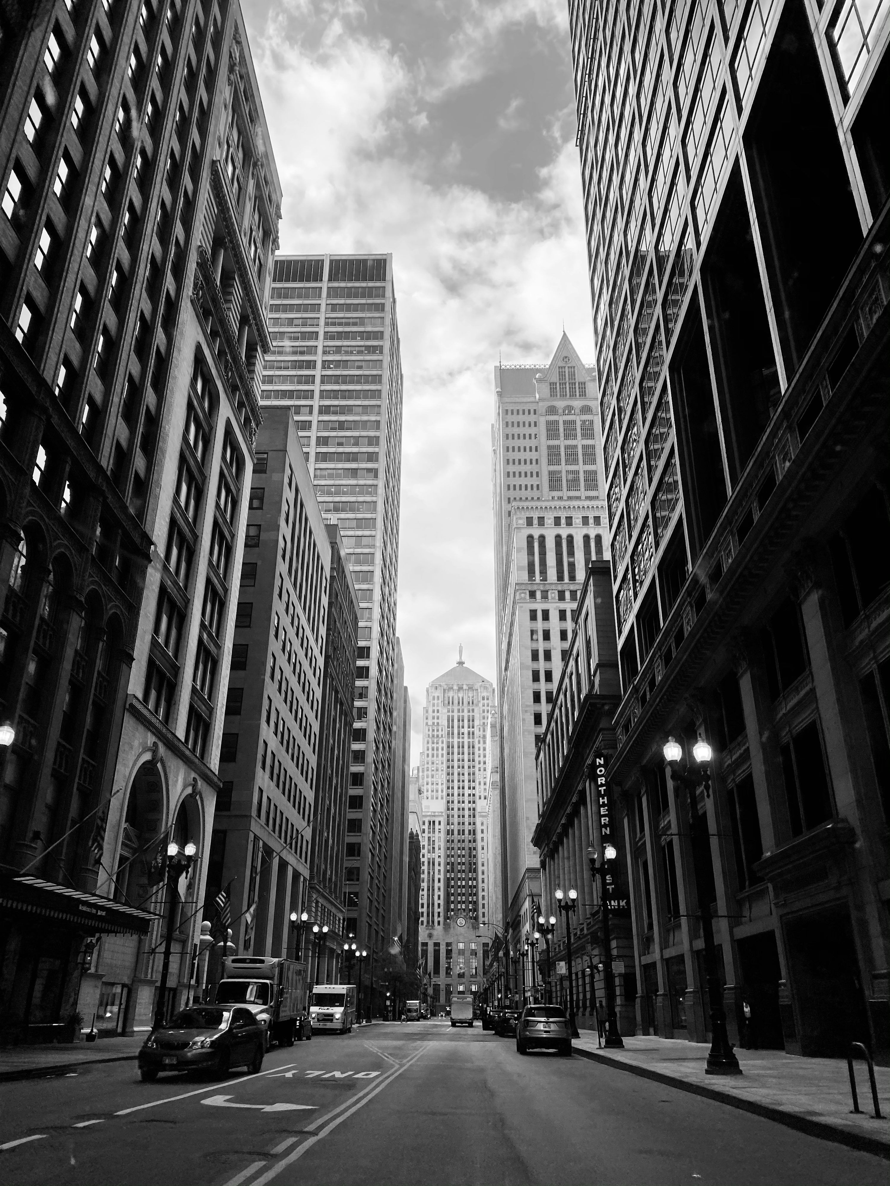 3000x4000 Black And White Buildings Wallpaper