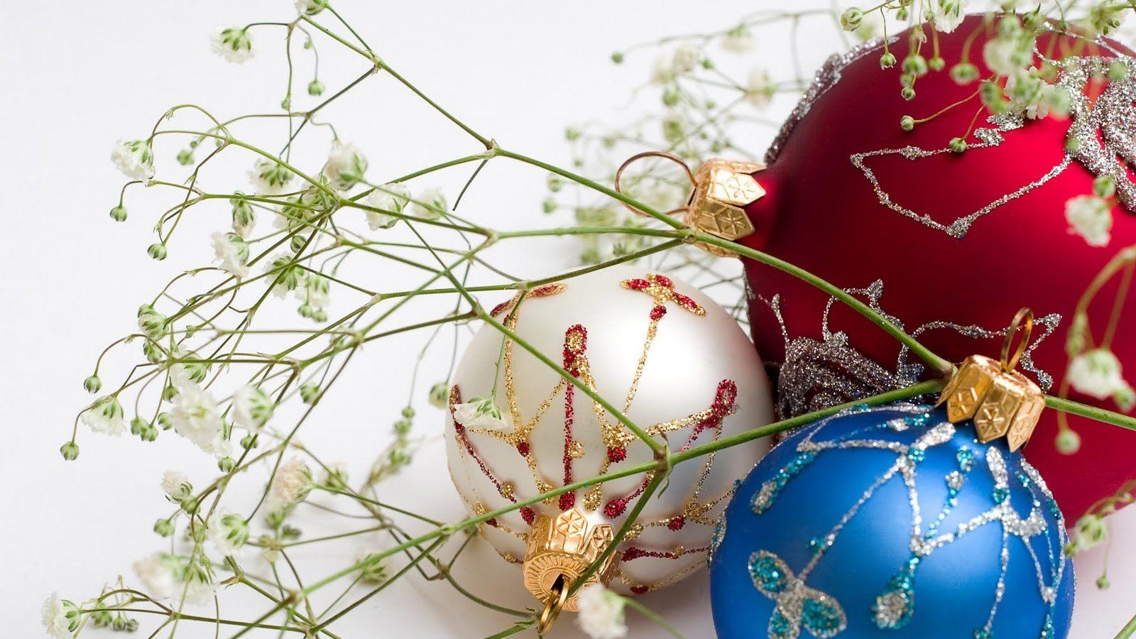 1600x900 Christmas Ornaments Desktop Background. Ornaments Wallpaper, Blown Glass Ornaments Wallpaper and Holiday Ornaments Background