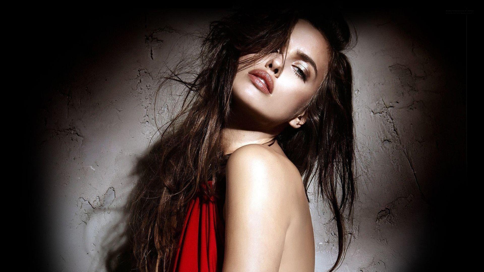 1920x1080 Girl Celebrities Wallpaper