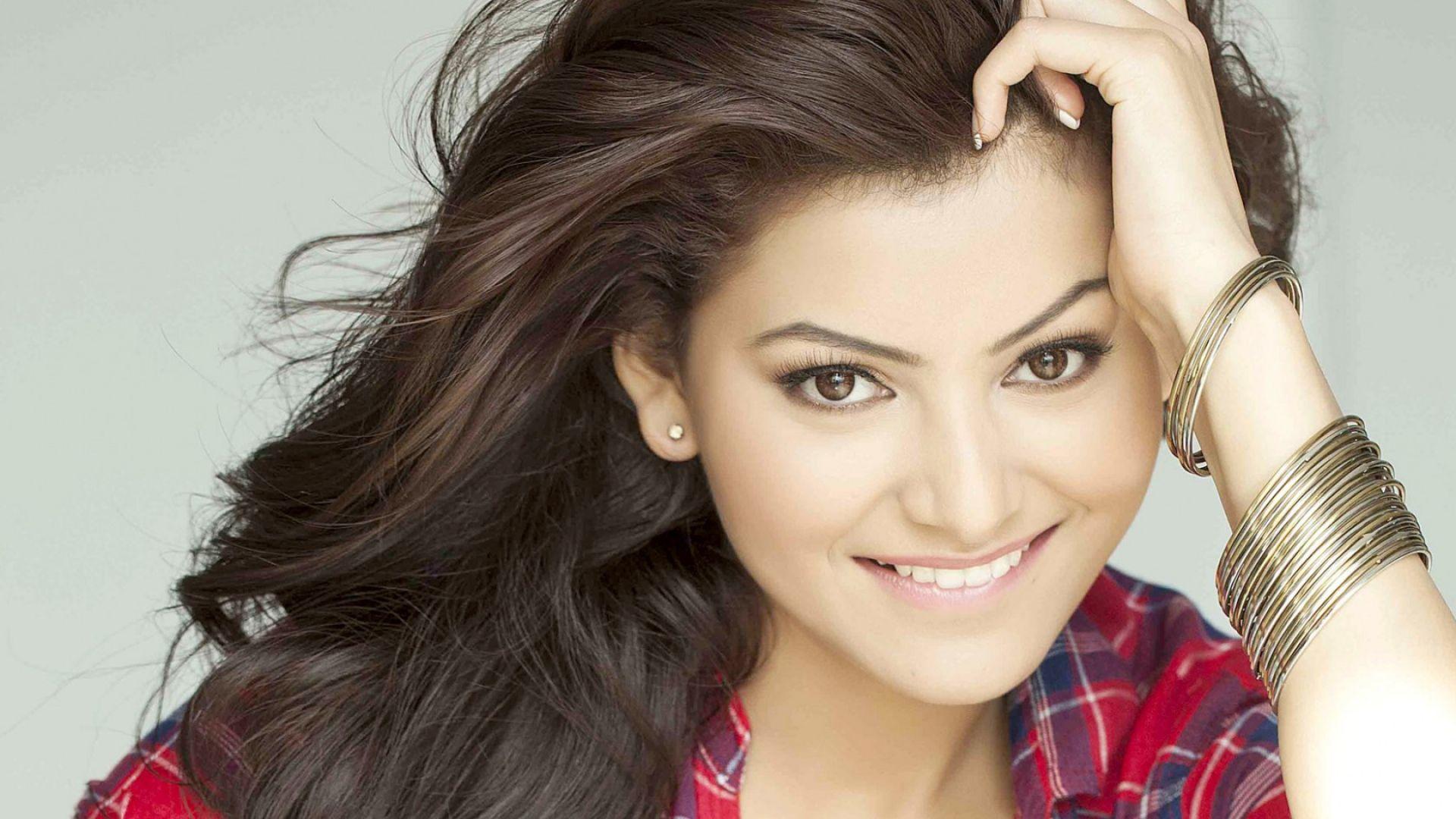 1920x1080 Indian Celebrities Wallpaper