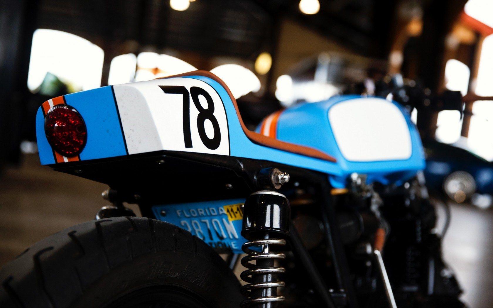 1680x1050 Yamaha Motorcycle Vintage Motorbike Rear