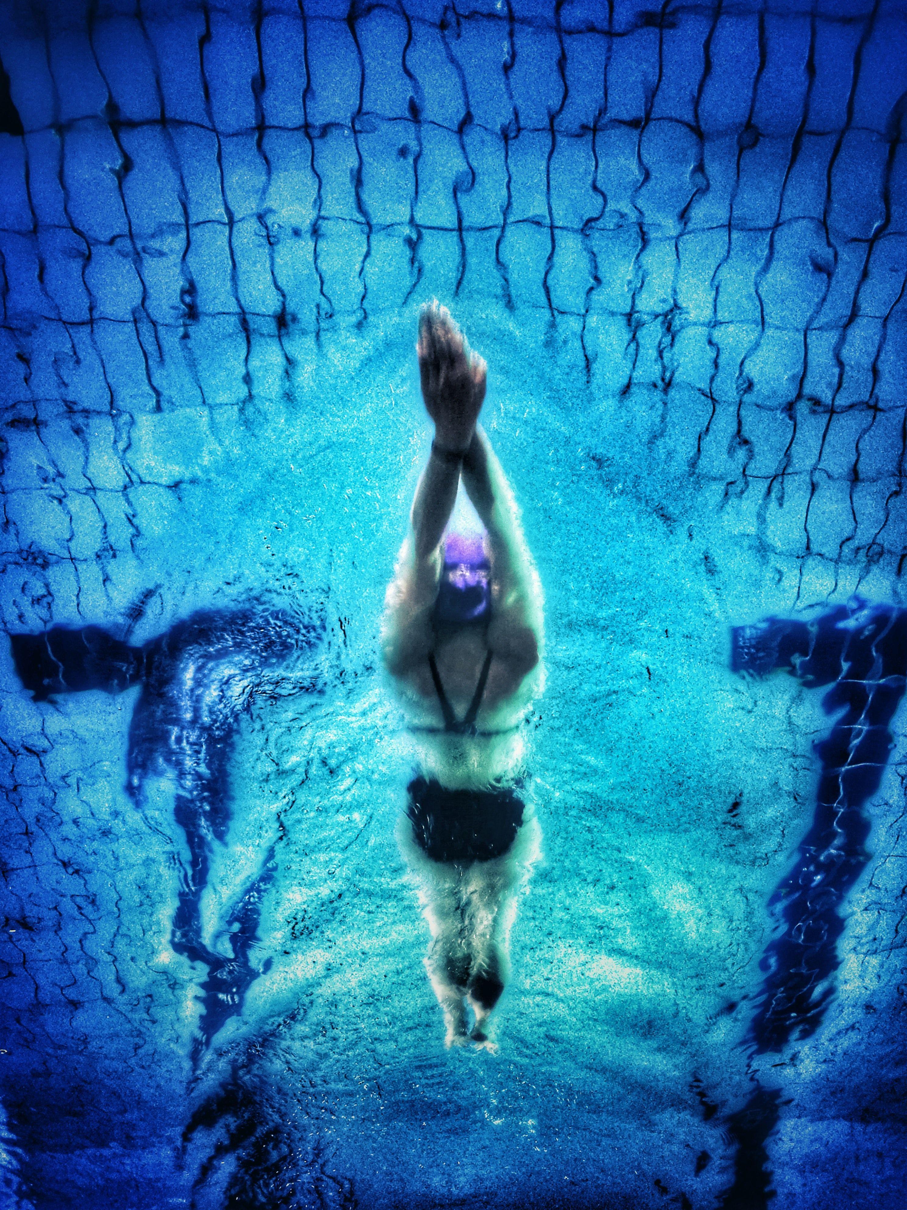 2976x3968 Swim Wallpaper