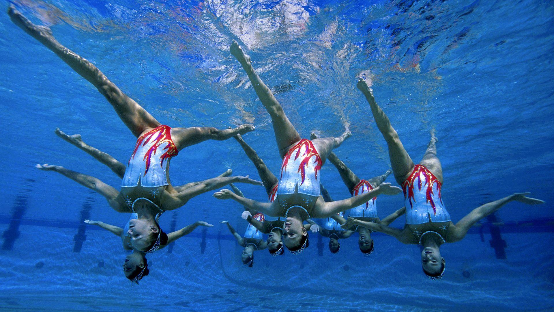 Swimming Underwater Wallpapers - Top Free Swimming Underwater