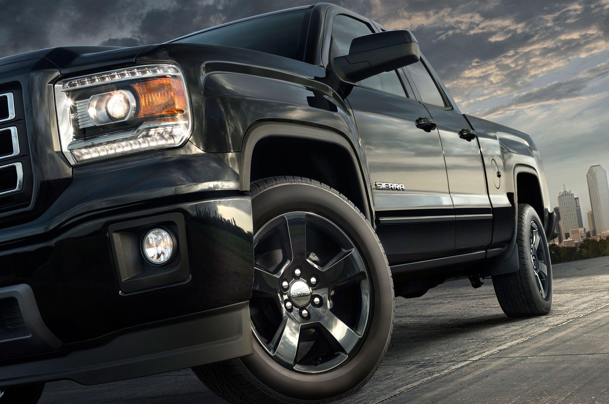 2048x1360 Lifted GMC Trucks Wallpaper 2048×1360