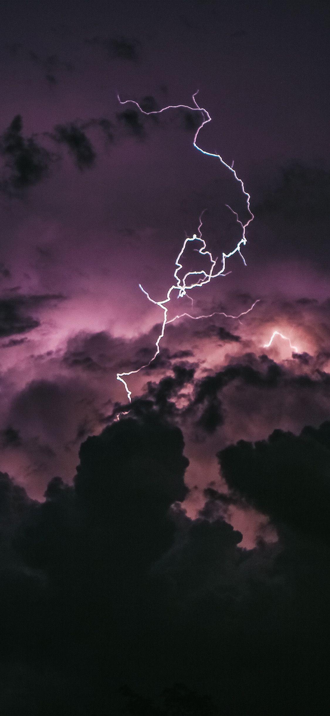 1125x2436 Cloud Rain Thunder Sky Nature Wallpaper