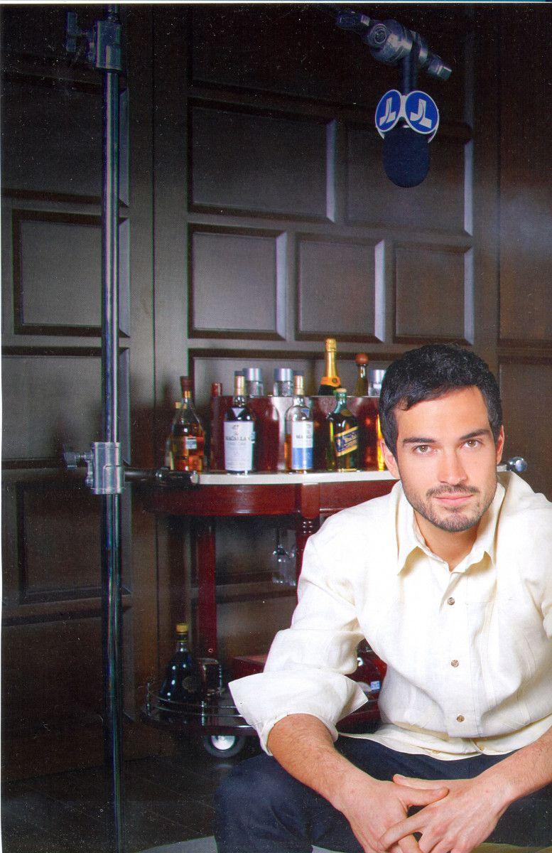 777x1200 Alfonso Herrera wallpaper