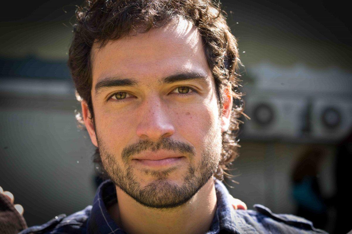 1200x798 Alfonso Herrera wallpaper