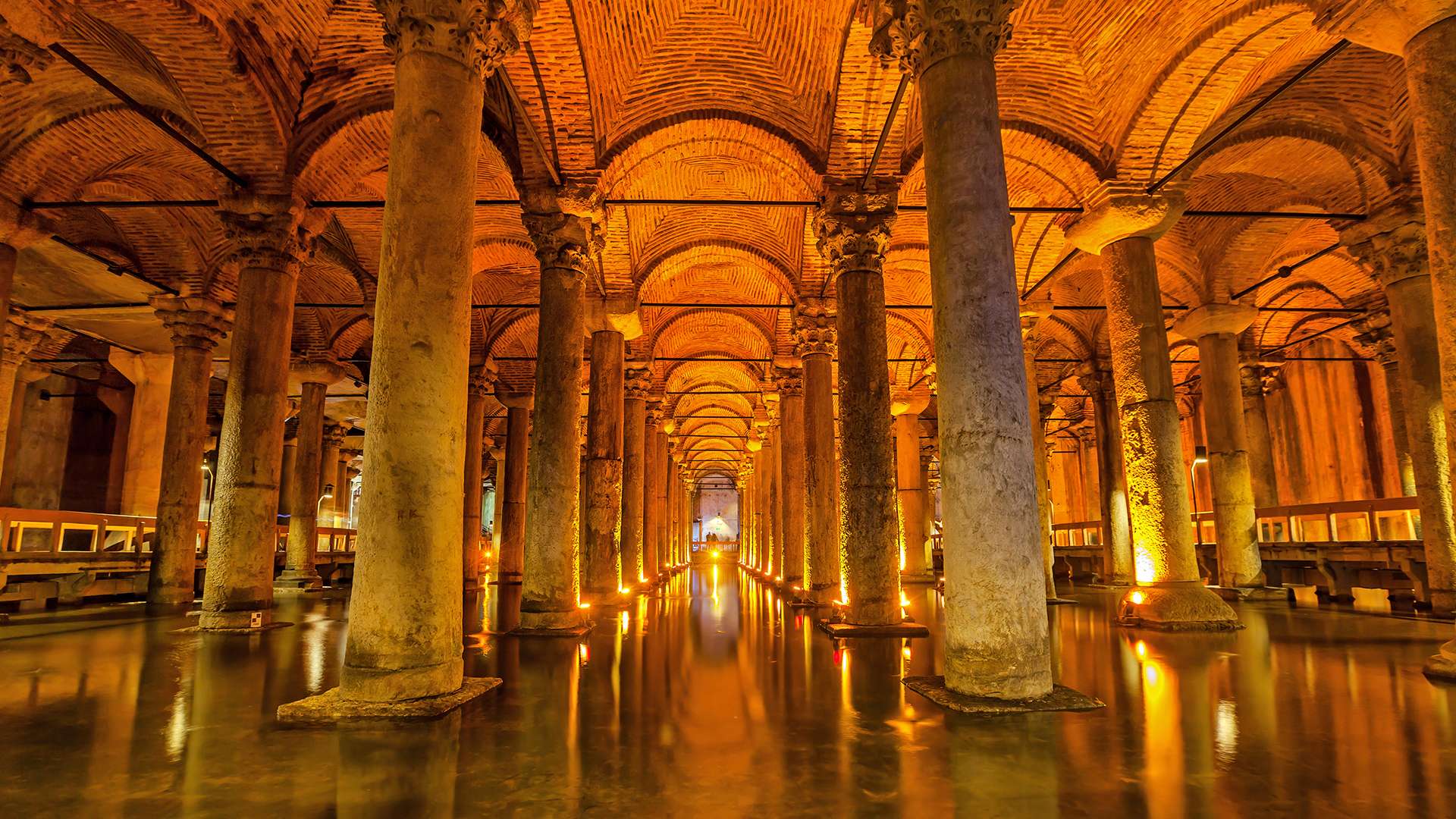 1920x1080 Byzantine emperor Justinian's Basilica Cistern explored