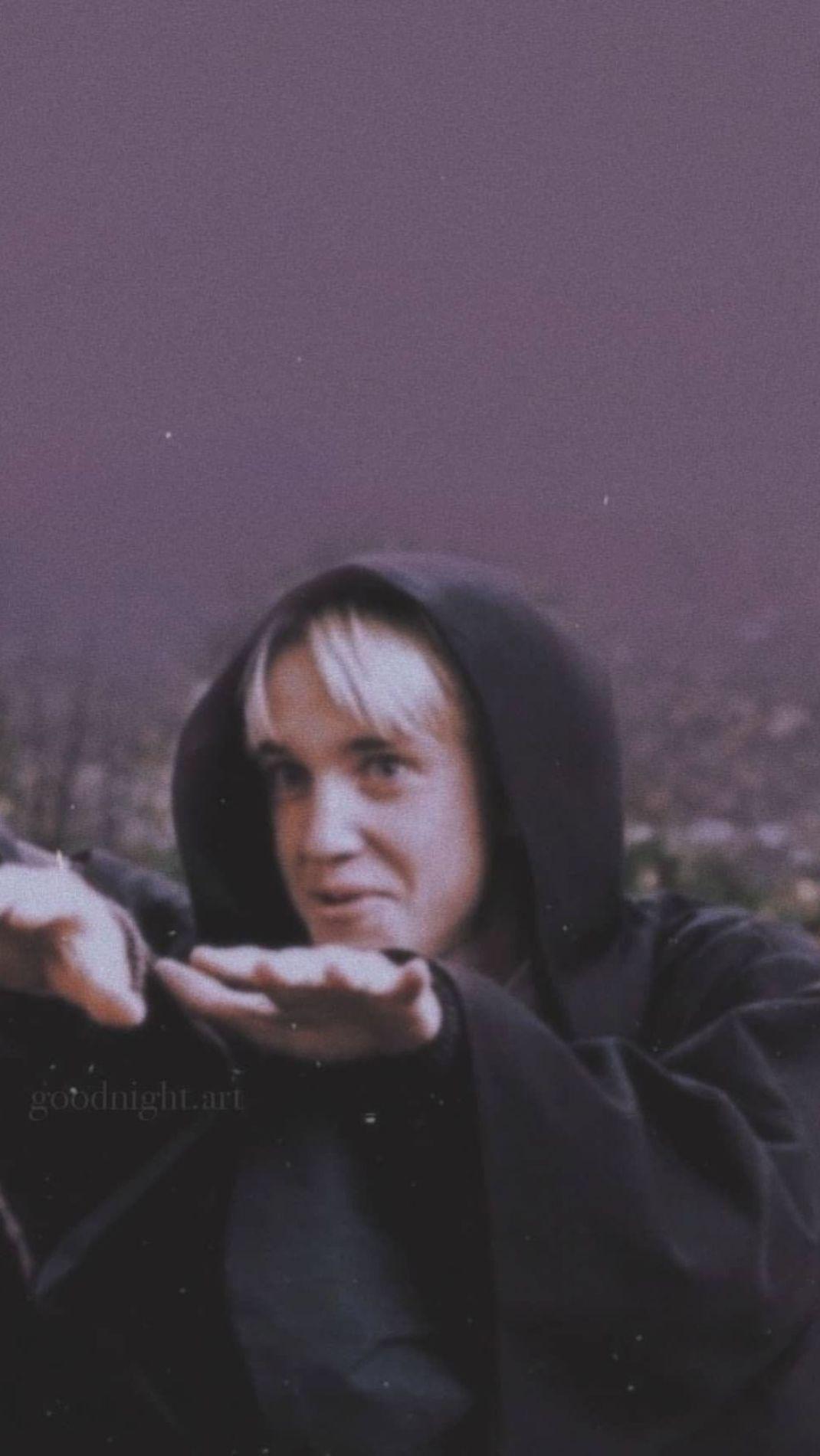 1070x1901 Draco malfoy harry potter wallpaper lockscreen. Harry potter draco malfoy, Harry potter wallpaper, Draco malfoy imagines