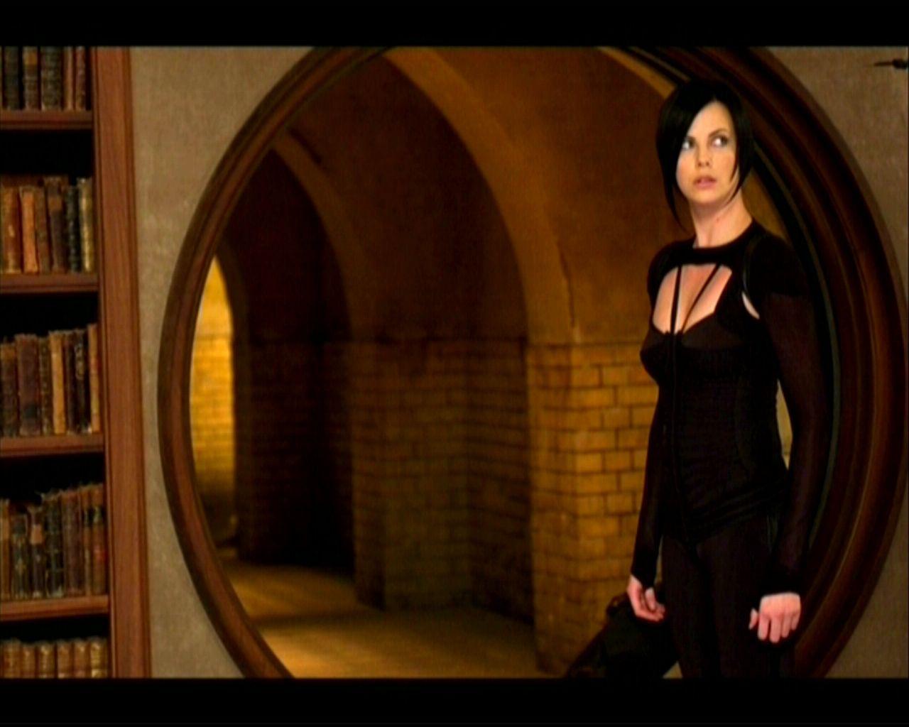 1280x1024 Aeon Flux Charlize Theron Wallpaper:1280x1024