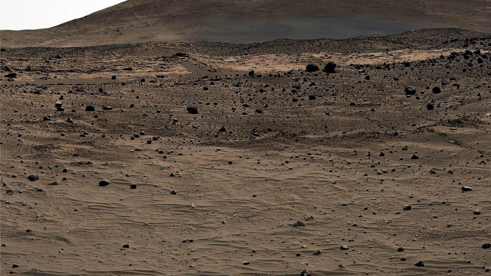 1600x900 The Surface of Mars