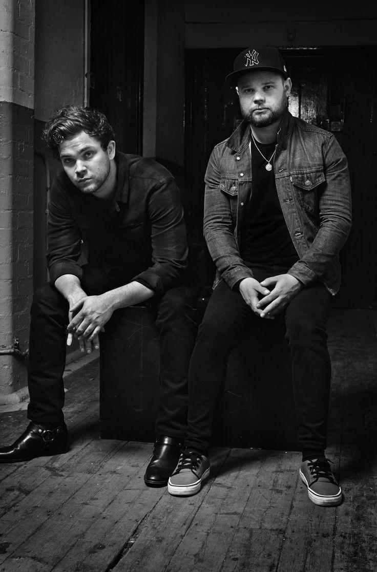 736x1117 Royal Blood Wallpaper
