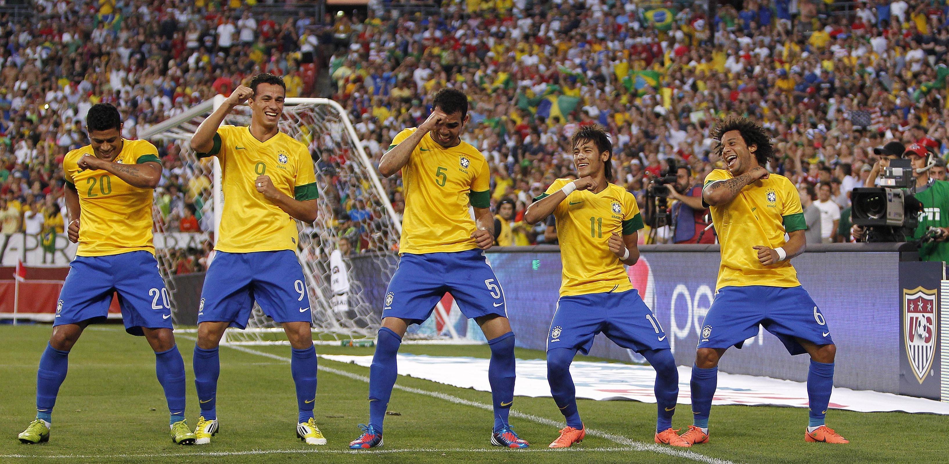 3269x1598 Brazil Soccer Wallpaper