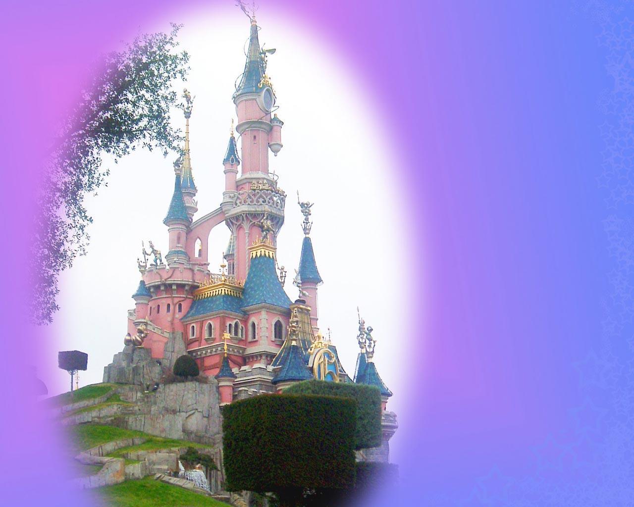 1280x1024 Fairytale Castle Wallpaper
