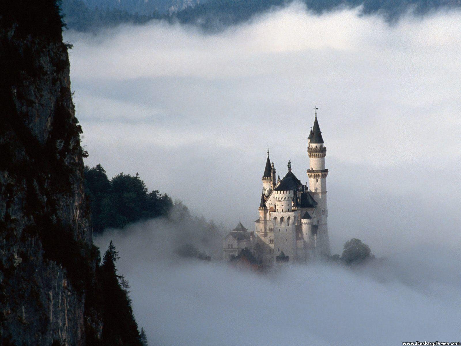 1600x1200 Fairy Tale Fantasy, Neuschwanstein Castle, Bavaria, Castle In The Clouds