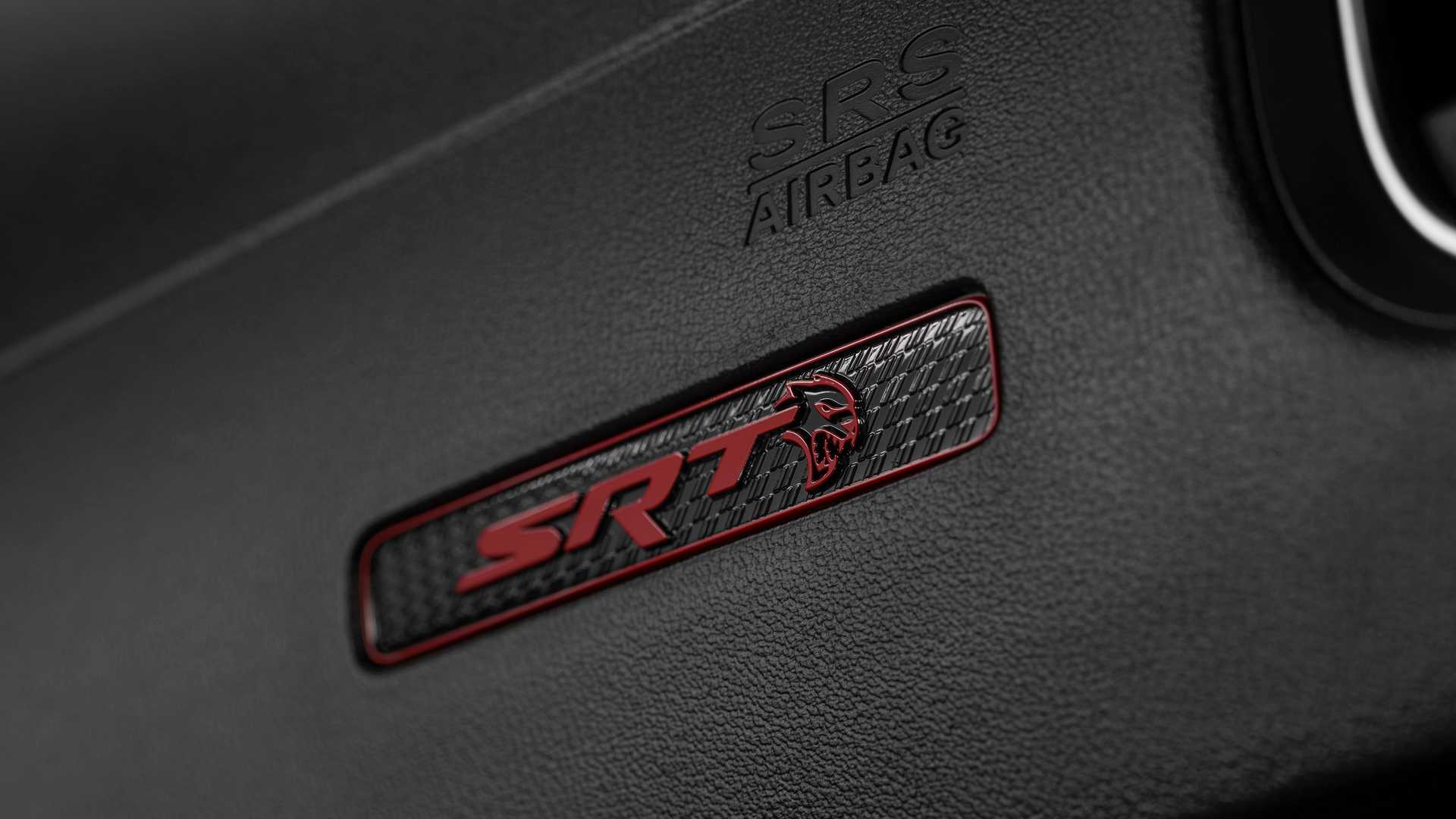 1920x1080 Dodge Charger SRT Hellcat Widebody Interior Detail Wallpaper (102)
