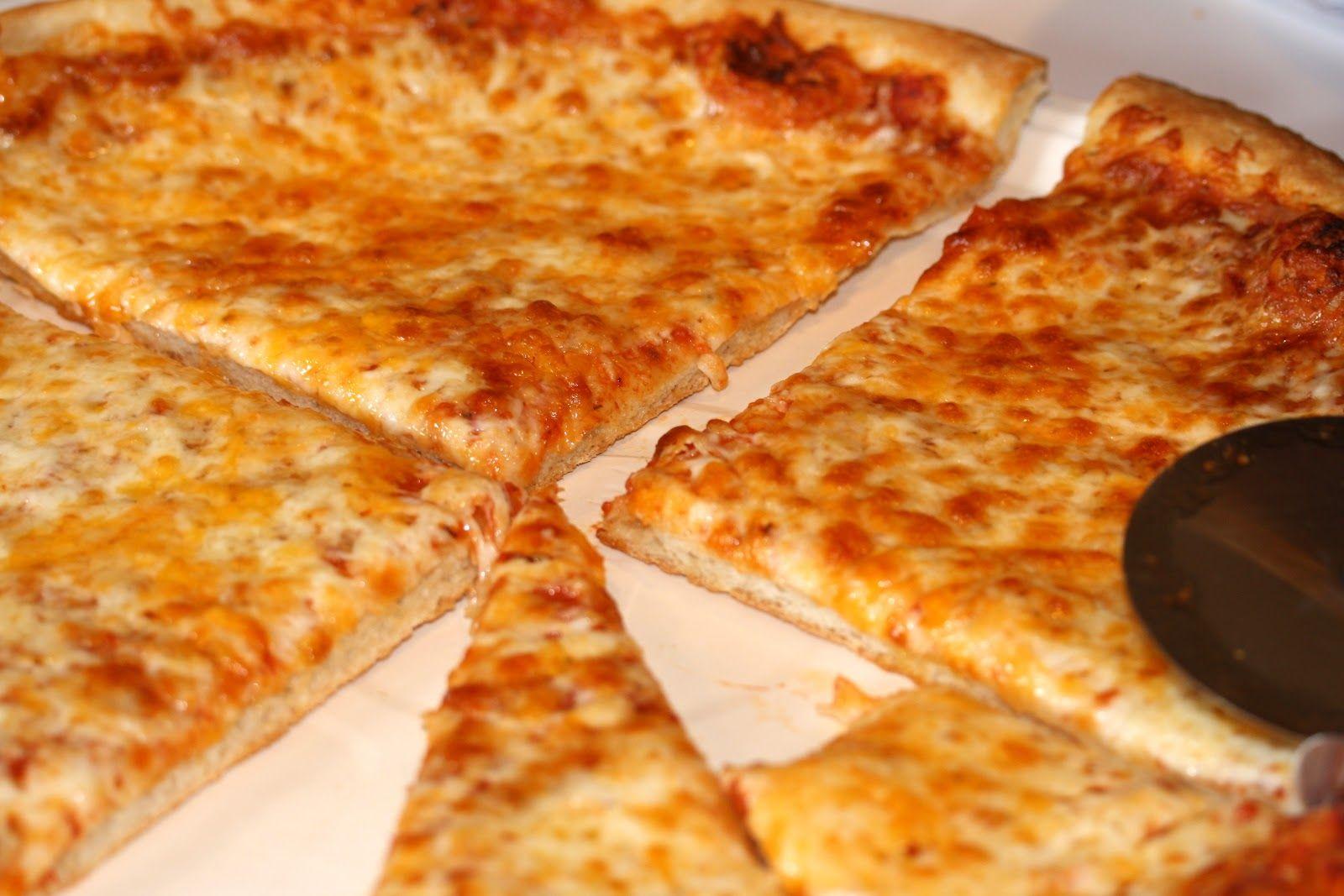 1600x1067 Pepperoni Pizza Wallpaper HD Resolution Free Download > SubWallpaper