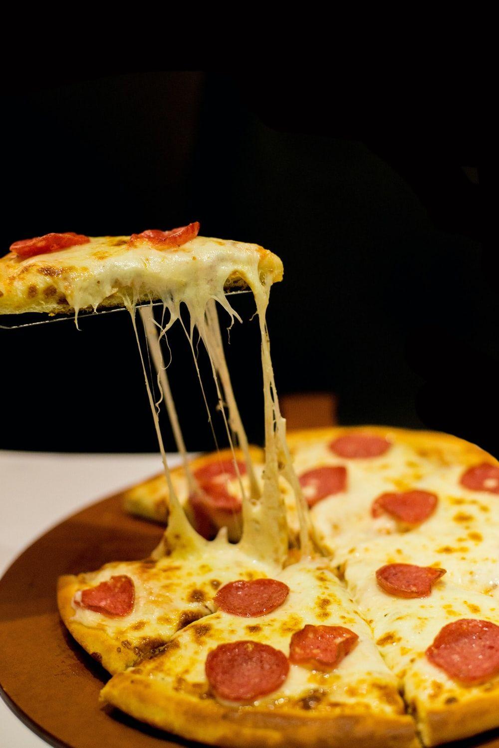 1000x1498 Pepperoni Pizza Picture. Download Free Image