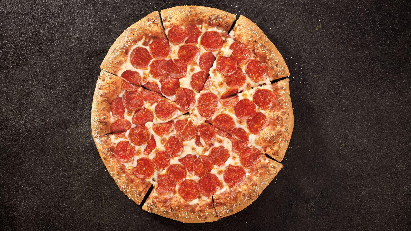 Pepperoni Pizza Wallpapers - Top Free Pepperoni Pizza Backgrounds ...