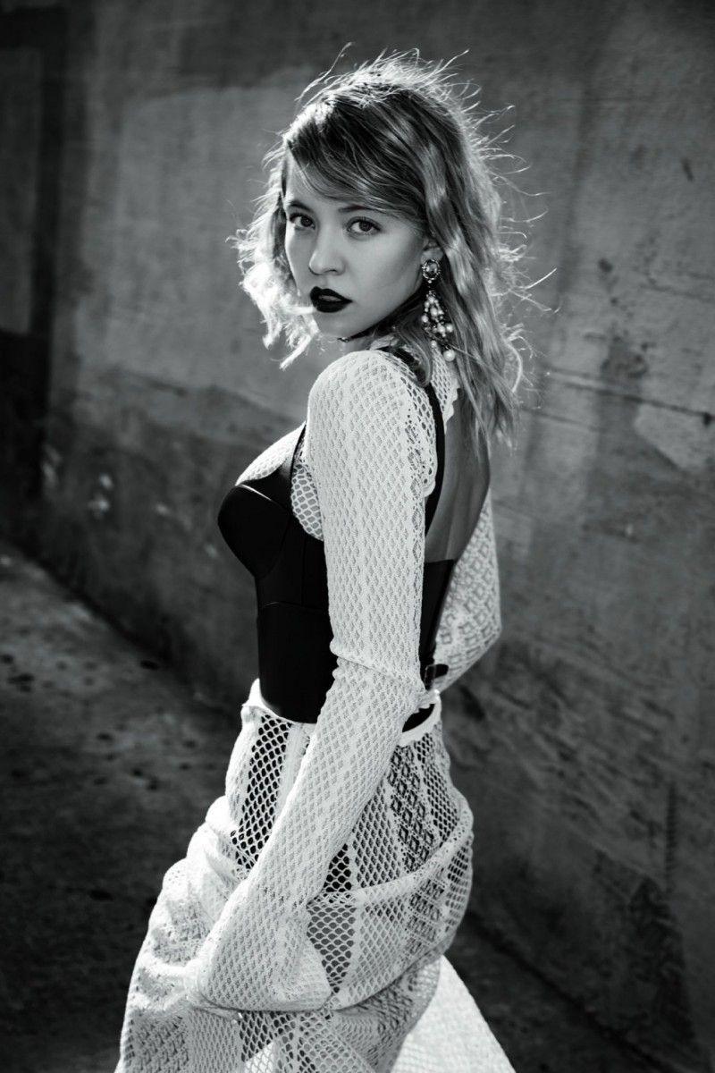 800x1200 Sydney Sweeney wallpaper
