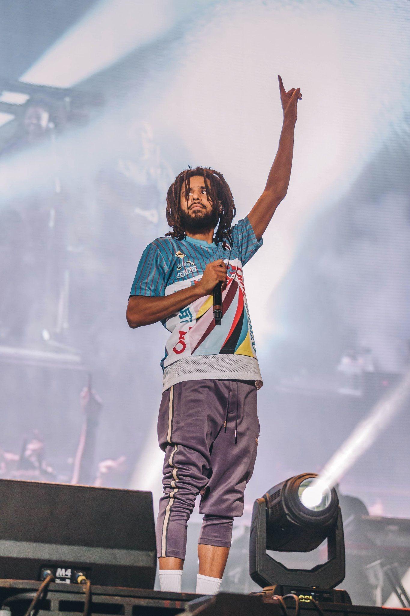 1365x2048 J. Cole ❤️. J cole, J cole art, Rap concert
