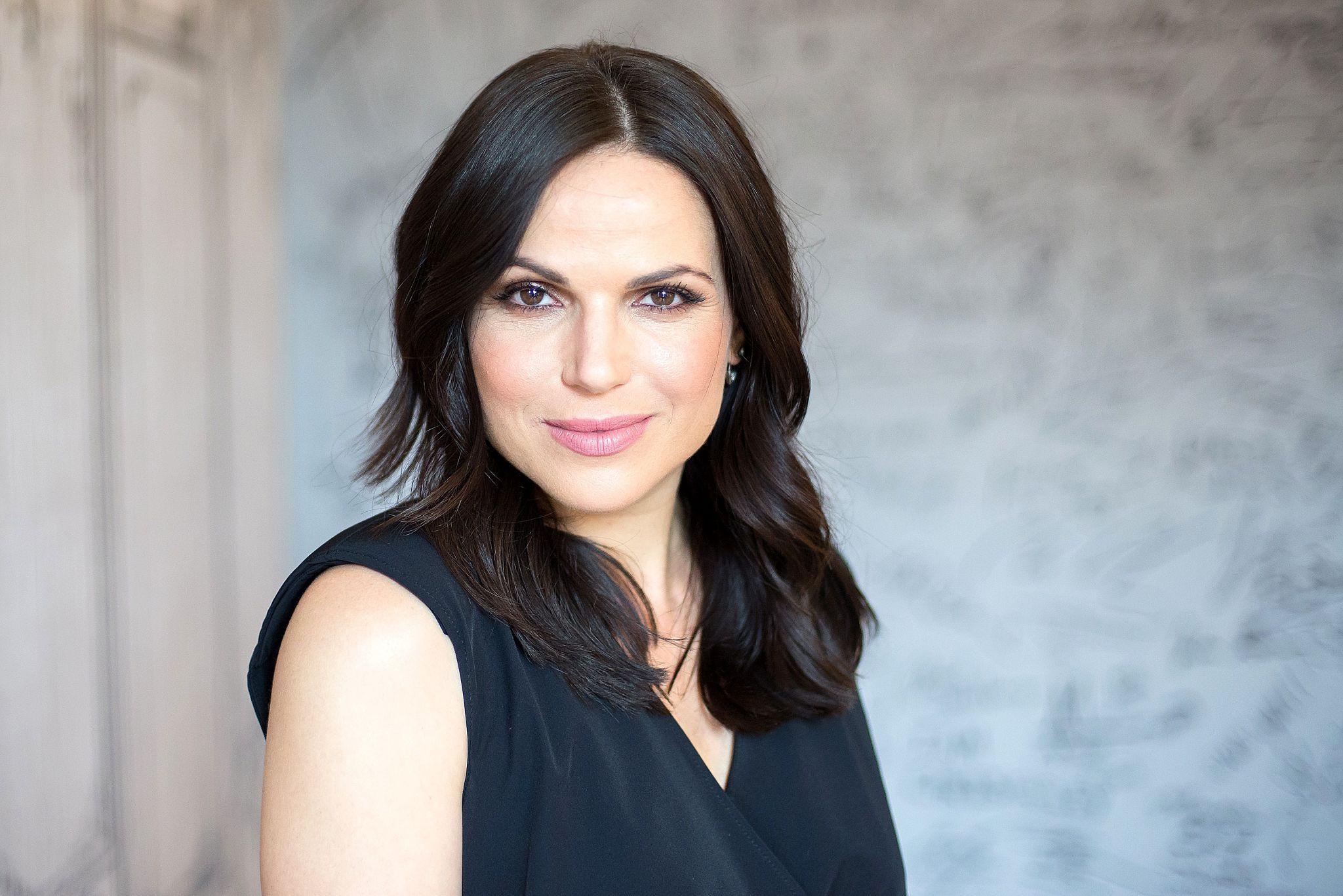 2048x1367 Lana Parrilla Wallpaper