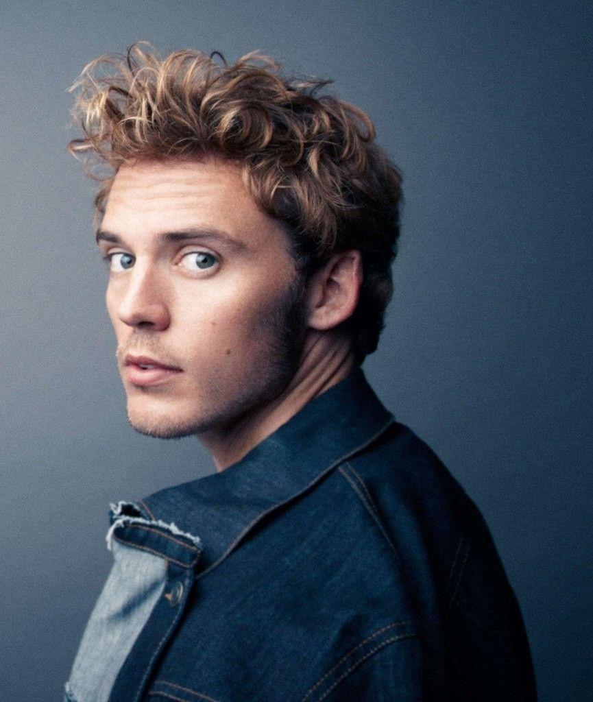 865x1024 Sam Claflin wallpaper