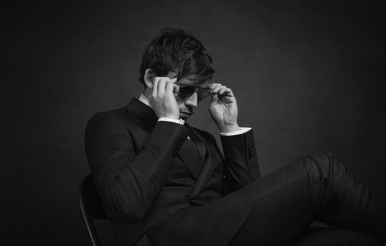 1332x850 Wallpaper Zoo, Sam Claflin, Sam Claflin, at the photo shoot for 50th issue of the magazine image for desktop, section мужчины