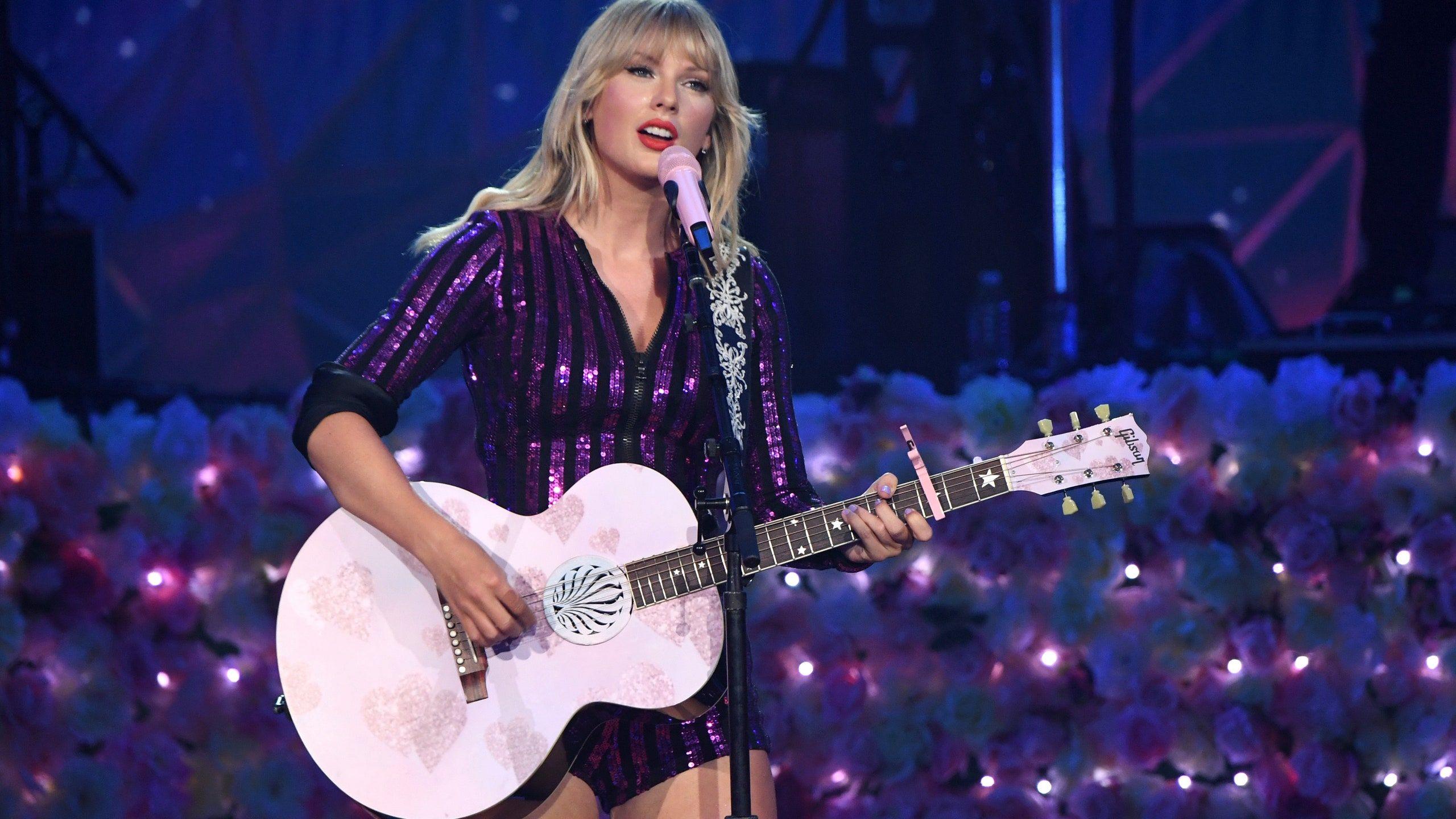 2560x1440 Taylor Swift Is Releasing Her 9th Album, 'Evermore, ' Just Five Months After 'Folklore'