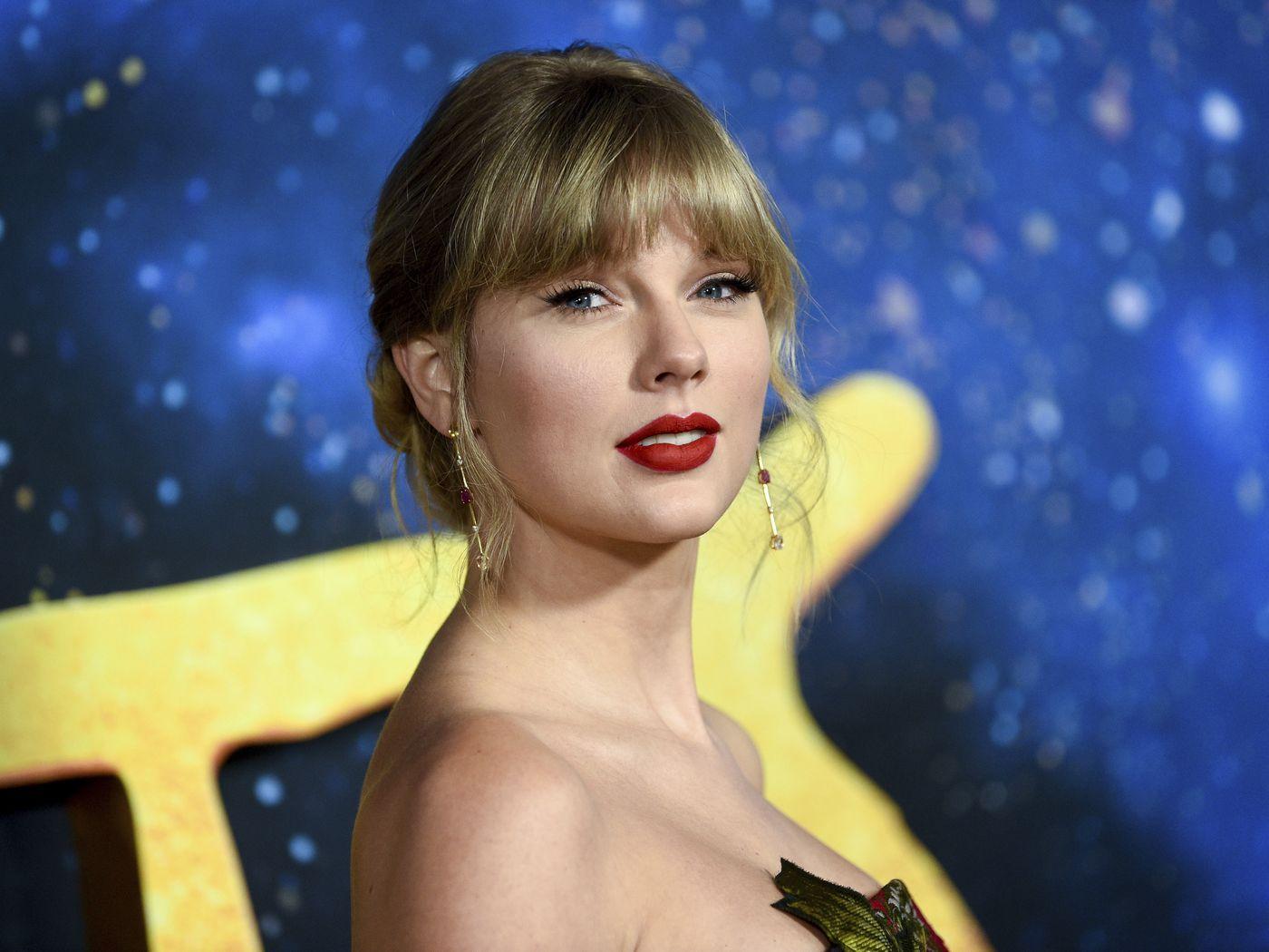 1400x1050 Taylor Swift Announces Another Surprise Album: 'Evermore' Sun Times