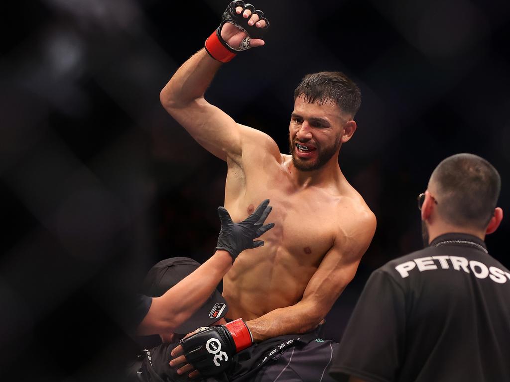 1024x768 UFC 290: Yair Rodriguez vs Alexander Volkanovski, who is Mexican star bidding for featherweight crown, Jake Matthews