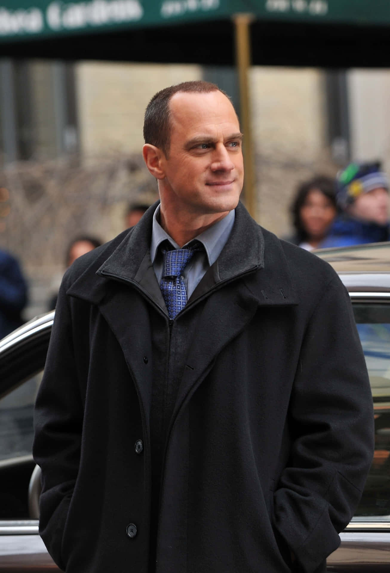 1306x1920 Christopher Meloni Wallpaper